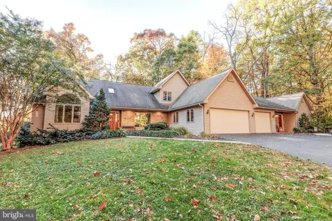 100 Sitler Ln, York, PA 17402