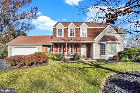2755 Belair Way, York, PA 17404