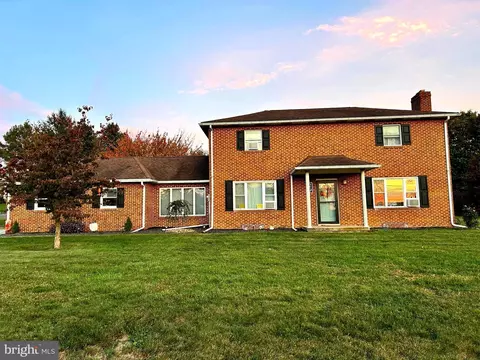 29 Edith Dr, Windsor, PA 17366