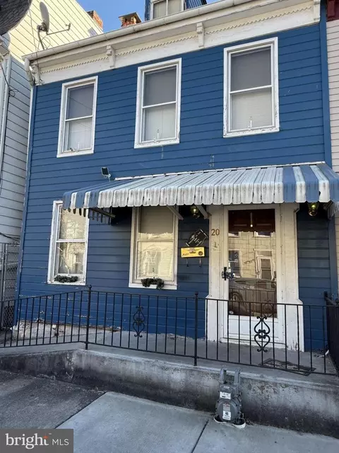 20 W South St, York, PA 17401