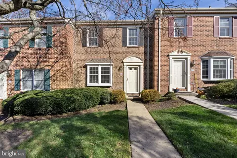 607 Chambers Rdg #607, York, PA 17402
