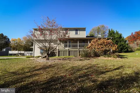 12090 Cross Roads Ave, Felton, PA 17322
