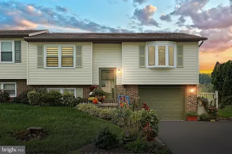 315 N 7th St, Wrightsville, PA 17368