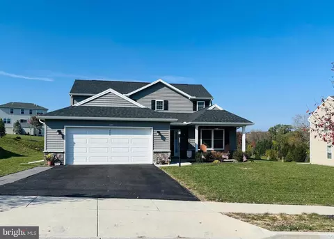 208 Eagle Rd, Dillsburg, PA 17019