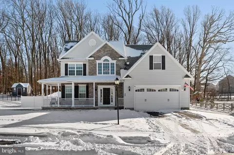 22 Kaitlyn Dr, Hanover, PA 17331