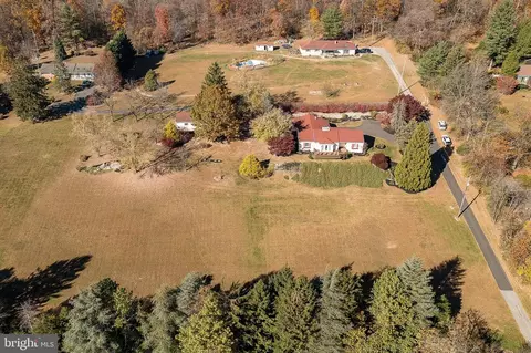 3891 Ridgewood Rd, York, PA 17406