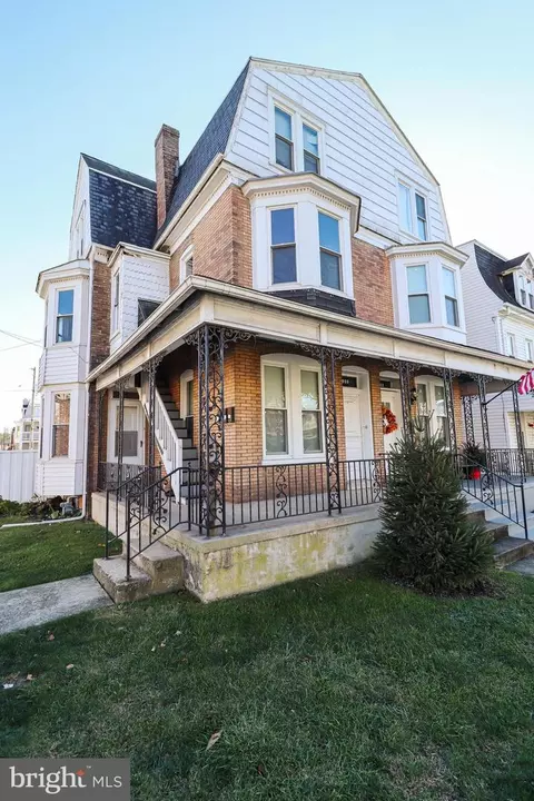 900 W King St, York, PA 17403