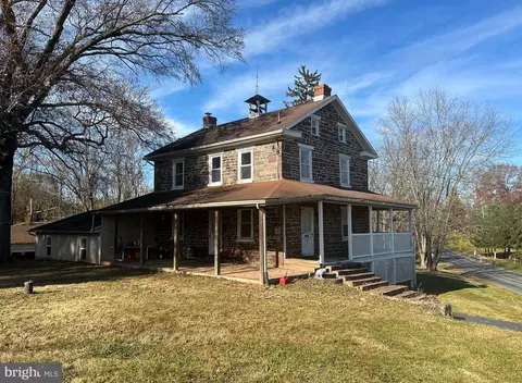 522 Capitol Hill Rd, Dillsburg, PA 17019