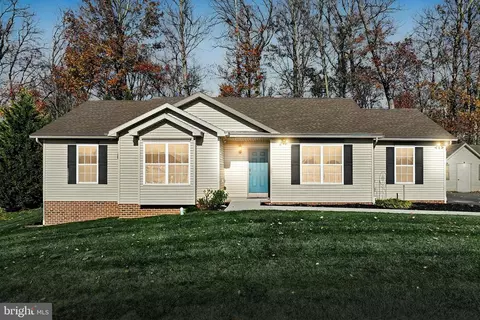 155 Vista Loop, Hanover, PA 17331
