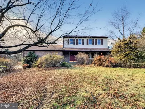 3940 Sherman St Extd, Mount Wolf, PA 17347