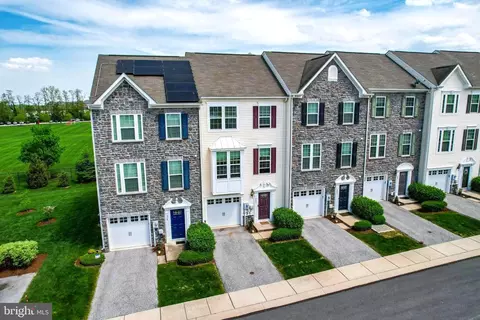 939 Brechin Ln #52, York, PA 17403