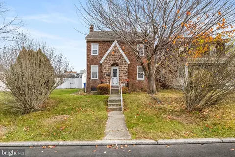811 Lancaster Ave, York, PA 17403