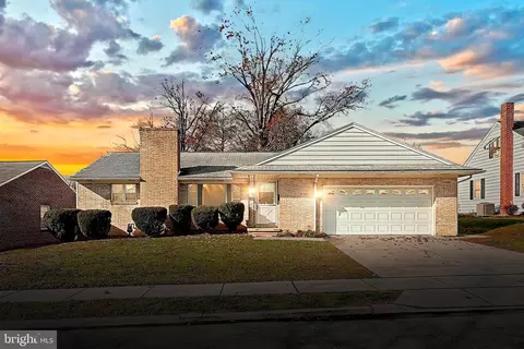 306 Penn St, Hanover, PA 17331