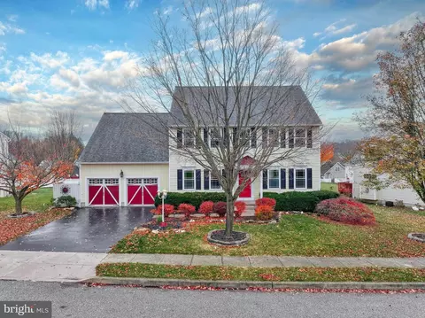 350 Majestic Cir, Dallastown, PA 17313