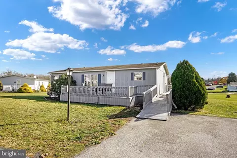 5660 Regal Ave, Dover, PA 17315