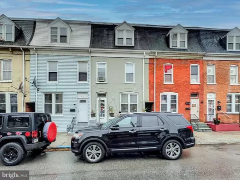 719 E Philadelphia St, York, PA 17403