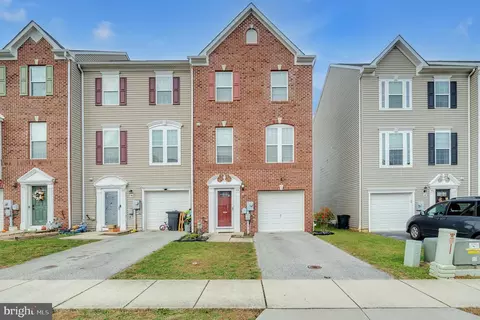 804 Blossom Dr, Hanover, PA 17331