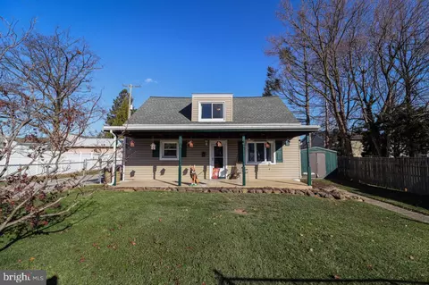 506 Elm Ave, Hanover, PA 17331