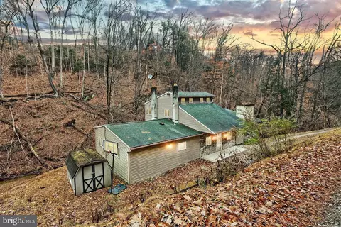 3315 Green Branch Rd, Red Lion, PA 17356
