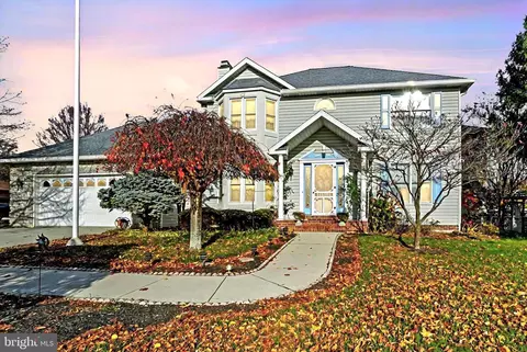 205 Conestoga Ln, Spring Grove, PA 17362