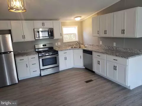 90 Cherokee Dr, Windsor, PA 17366 photo 5