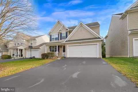 335 Sunbury Way, Red Lion, PA 17356