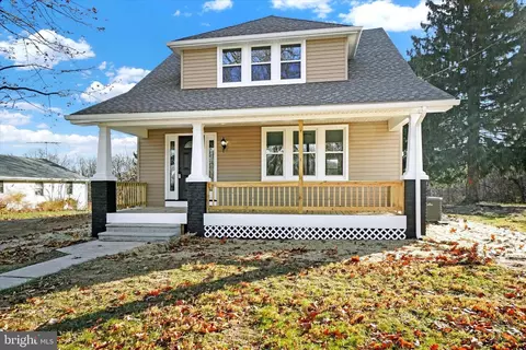 1055 Smith Hill Rd, York, PA 17408