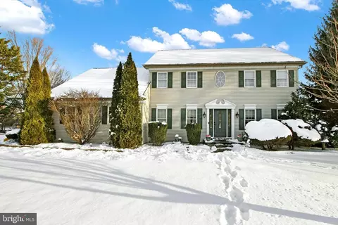1122 Laurel Dr, York, PA 17404