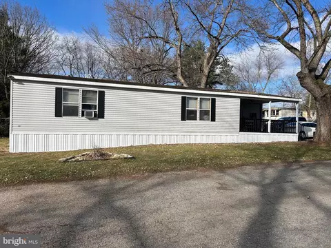4550 Bull Rd Apt Lot #LOT 62, Dover, PA 17315
