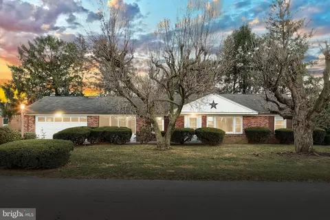 830 Southern Rd, York, PA 17403