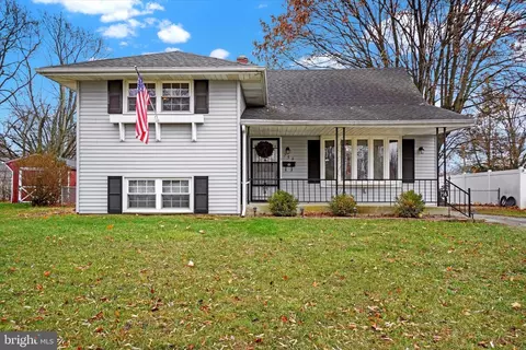 756 Fireside Rd, York, PA 17404