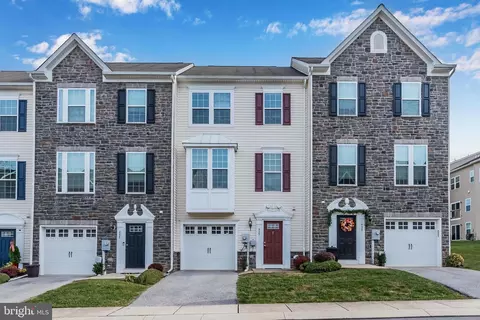 935 Stonehaven Way #119, York, PA 17403