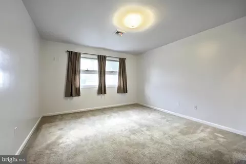 762 E Walnut St, Hanover, PA 17331 photo 21