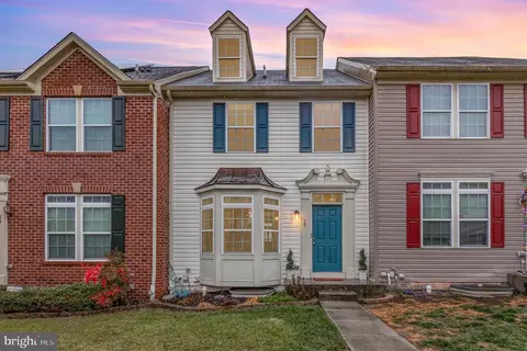19 Forest View Ter, Hanover, PA 17331