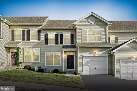 2232 Live Oak Ln #2232, York, PA 17406