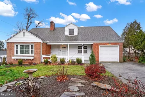165 Highland Rd, York, PA 17403
