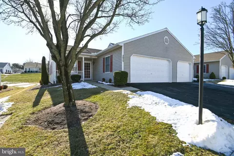 3025 Lakefield Rd #3025, York, PA 17402