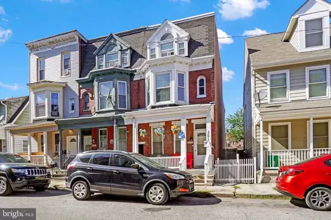 351 E Poplar St, York, PA 17403
