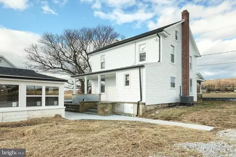 6868 E Moulstown Rd E, Hanover, PA 17331 photo 9