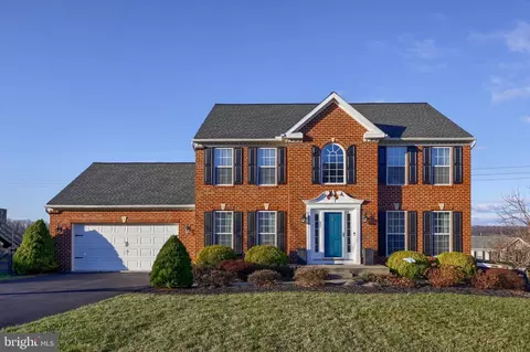 256 Courtney Ct, Spring Grove, PA 17362