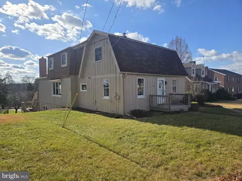 1112 Whiteford Rd, York, PA 17402