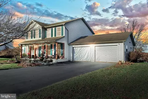 33 Poplar Springs Blvd, Stewartstown, PA 17363