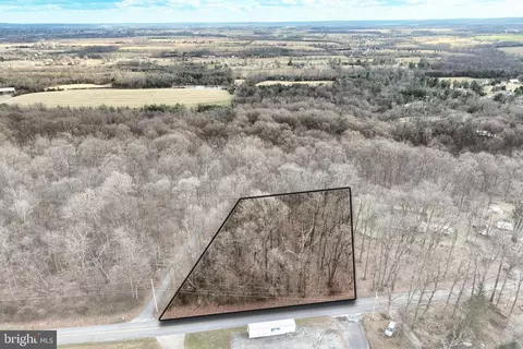 3286 Sky Top Trl, Dover, PA 17315