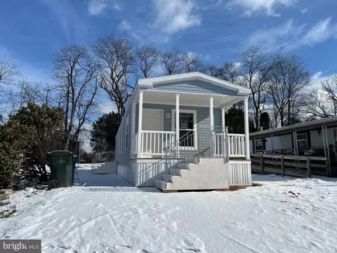 365 Pleasant View Dr #24, Etters, PA 17319