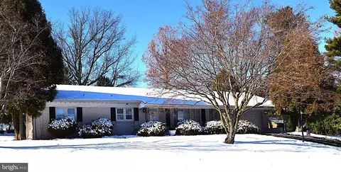 295 Bowman Rd, Hanover, PA 17331