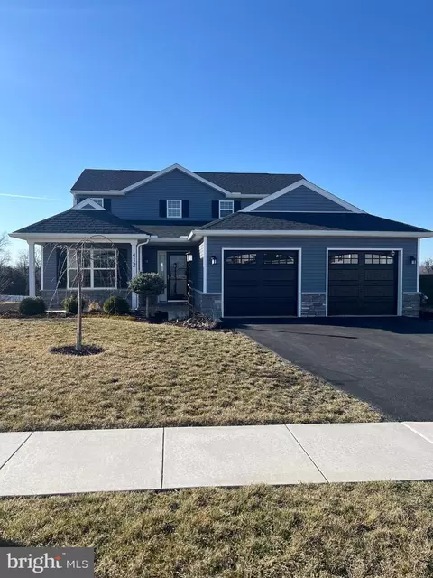 412 Dover Dr, Dillsburg, PA 17019