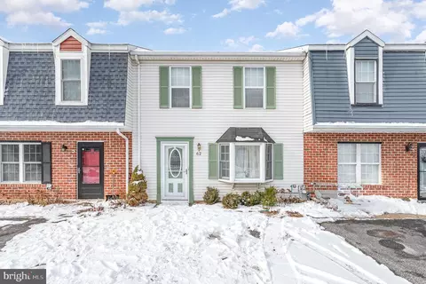 62 Kings Way #2, Stewartstown, PA 17363
