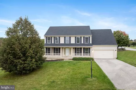 36 Christians Dr, Hanover, PA 17331