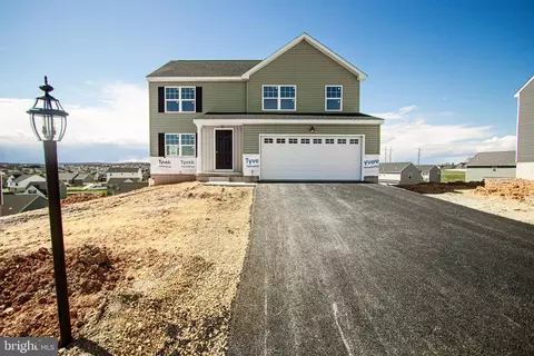 307 Valley View Cir #97, York, PA 17408
