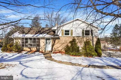 1295 Lombard Rd, Red Lion, PA 17356